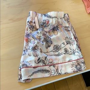 NWT Victoria’s Secret lounge short